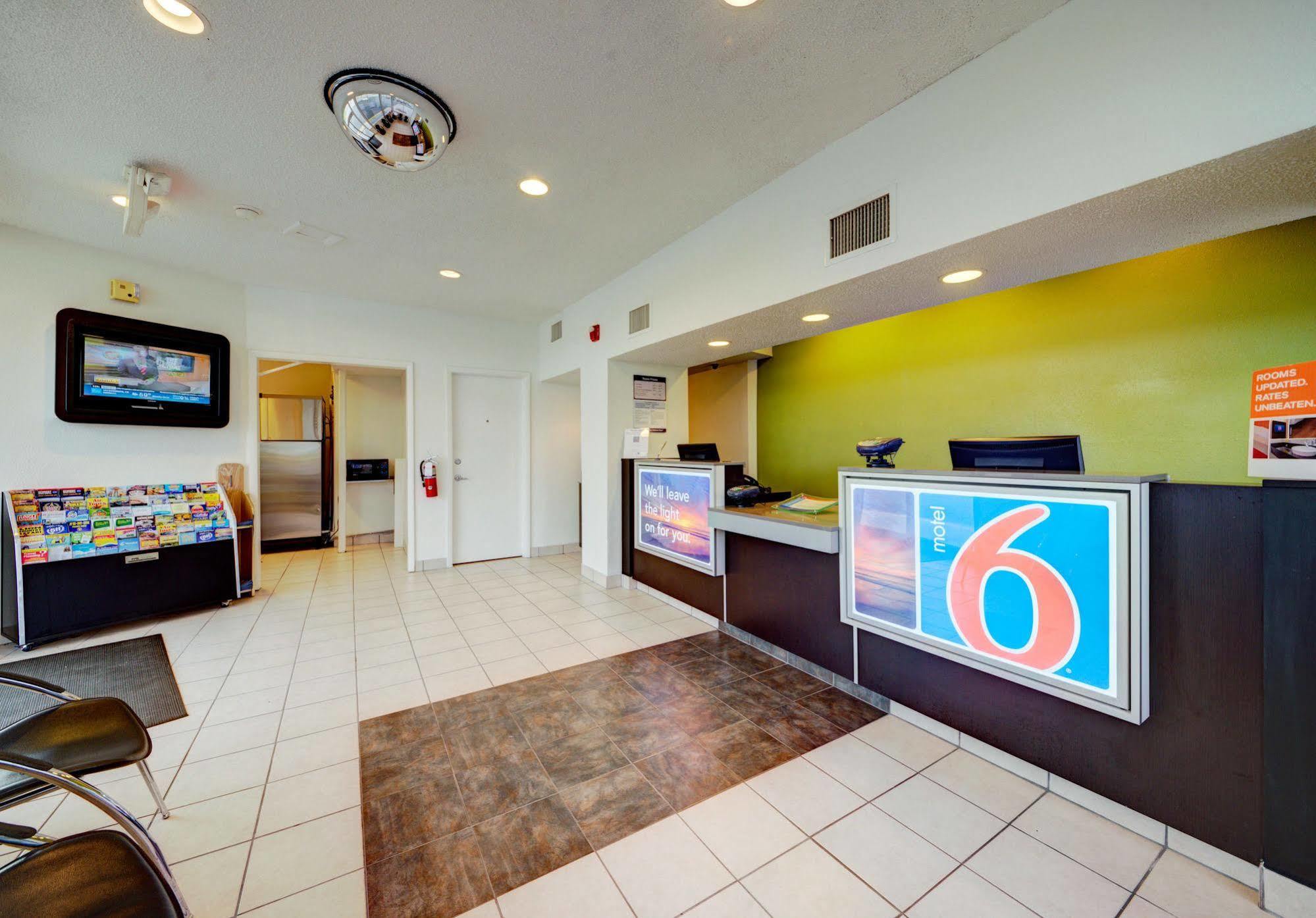 6-cocoa Beach, Fl Hotel Cocoa Beach